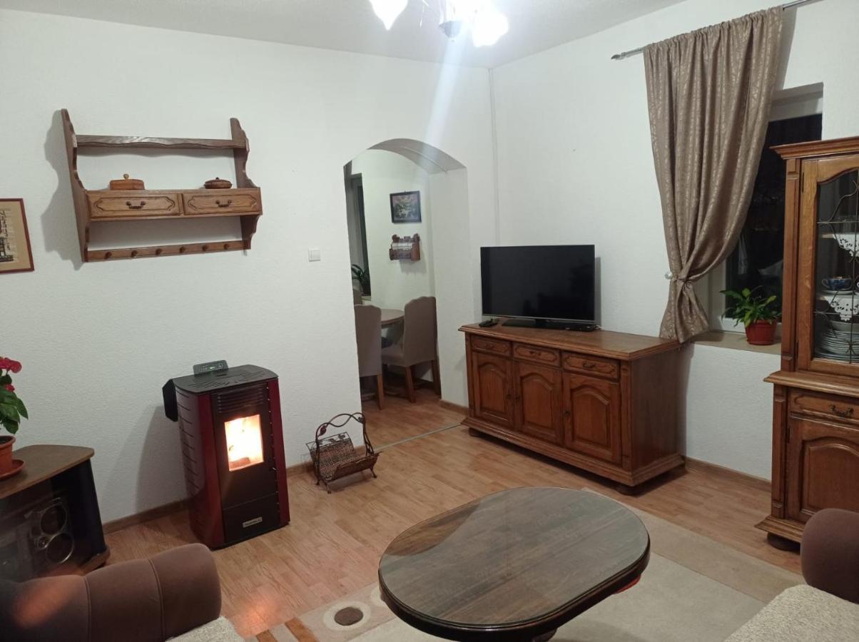 Апартаменти Apartman Lili Лівно Екстер'єр фото