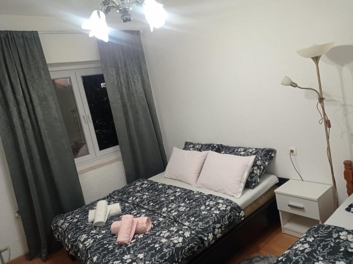Апартаменти Apartman Lili Лівно Екстер'єр фото