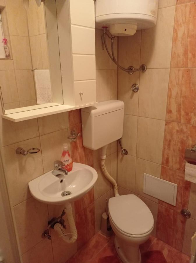 Апартаменти Apartman Lili Лівно Екстер'єр фото